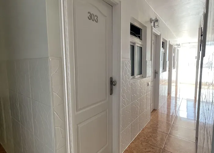 Casa Blanca 2*
